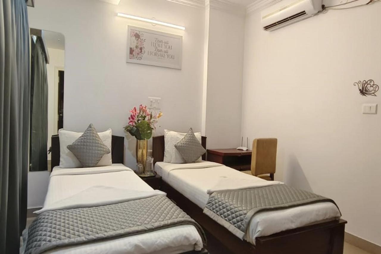 Yahweh Suites Bangalore Extérieur photo