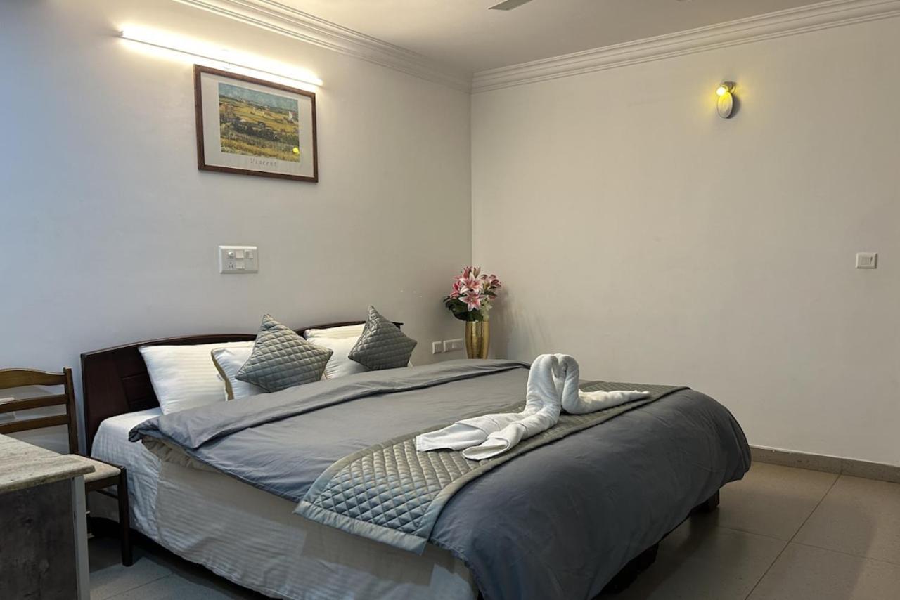 Yahweh Suites Bangalore Extérieur photo
